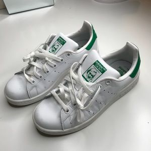 Adidas- Stan Smith- White/Green 6.5 Women’s